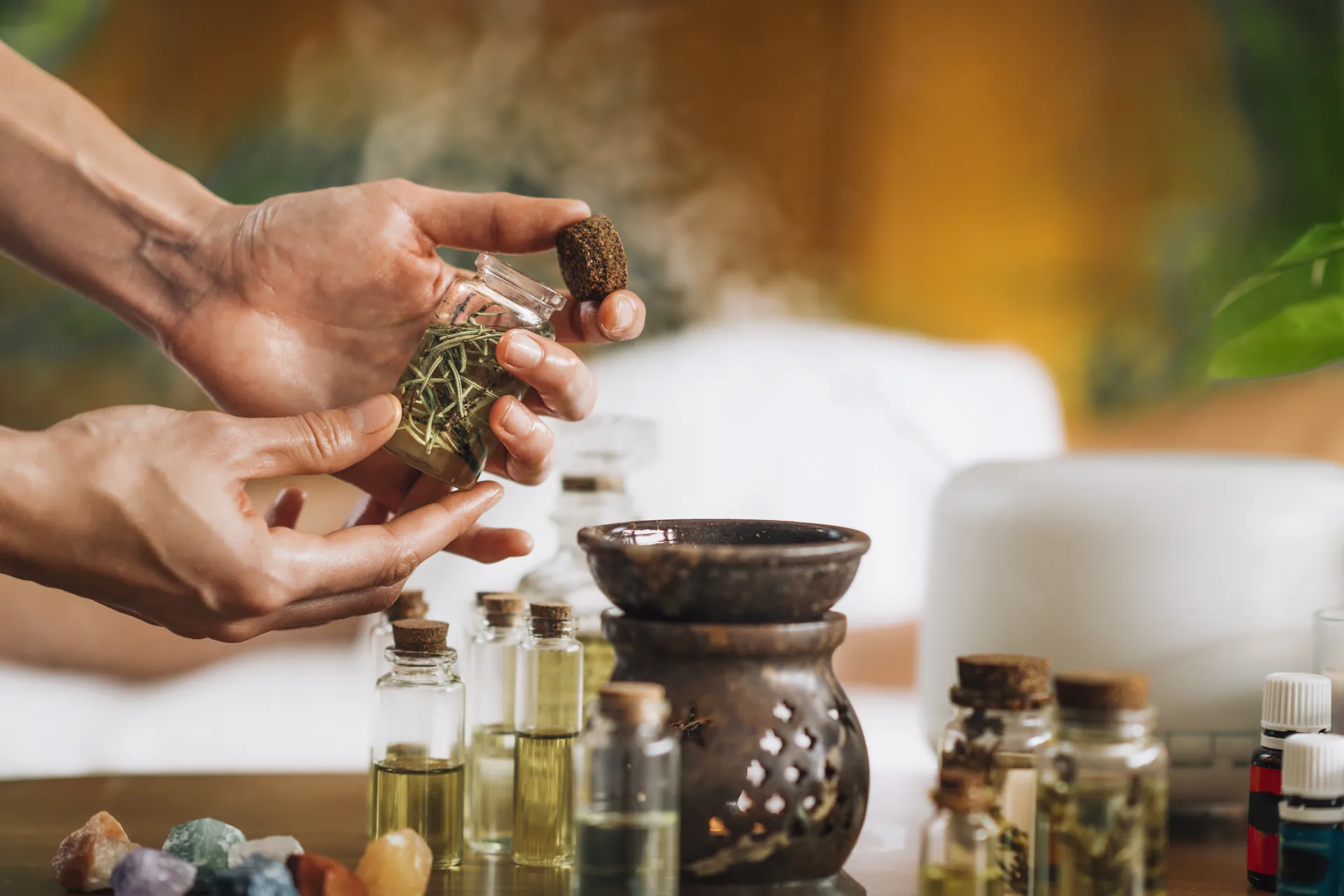 Fragrances of cultural travel: perfumes reflecting cultural heritage and traditions