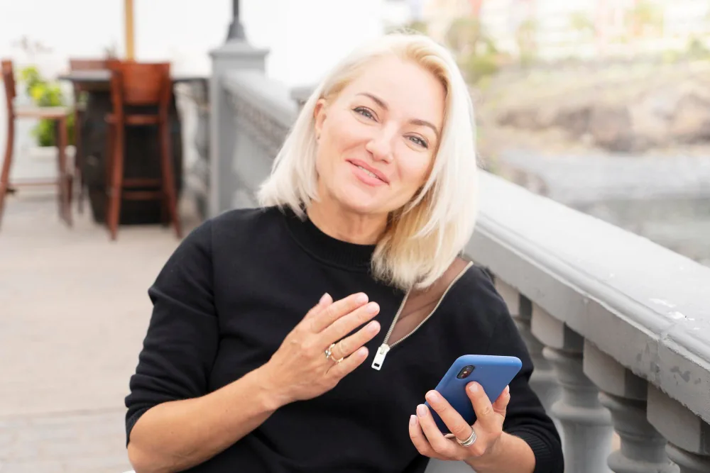 Life in the World of Perfumery: A Conversation with a Sales Consultant