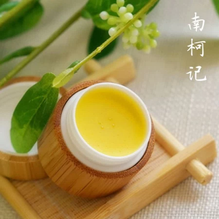 香水瓶照片  南柯记 Nankeji