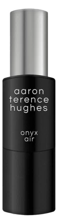 香水瓶照片  Aaron Terence Hughes