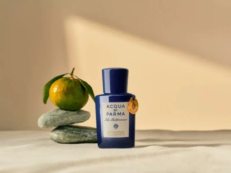 香水瓶照片  Acqua di Parma