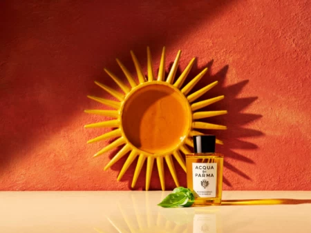 香水瓶照片  Acqua di Parma