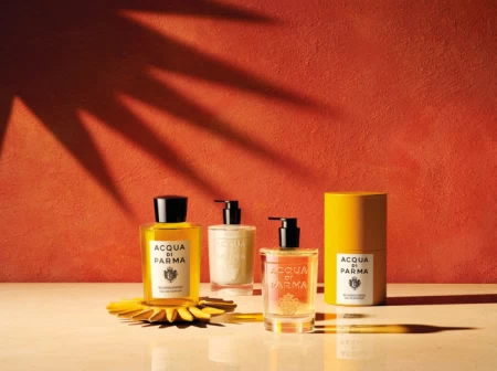 香水瓶照片  Acqua di Parma
