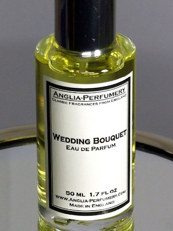 香水瓶照片  Anglia Perfumery