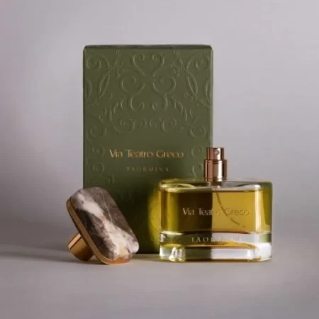 香水瓶照片  Aria di Sicilia