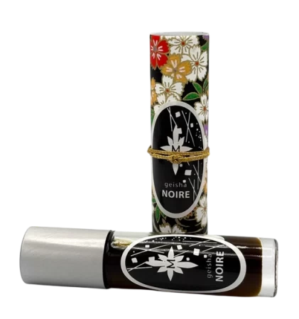 香水瓶照片  Aroma M