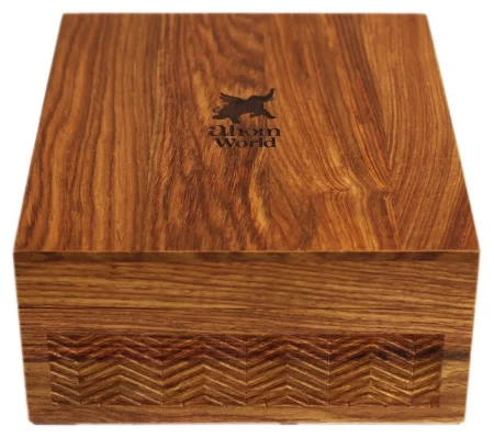 香水瓶照片  Assam Oud / Agarwood Assam