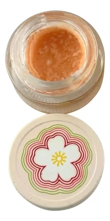 香水瓶照片  Avon