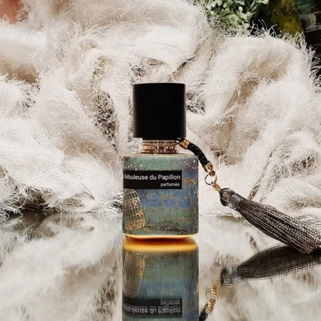 香水瓶照片  Chouette Vierge Parfumée