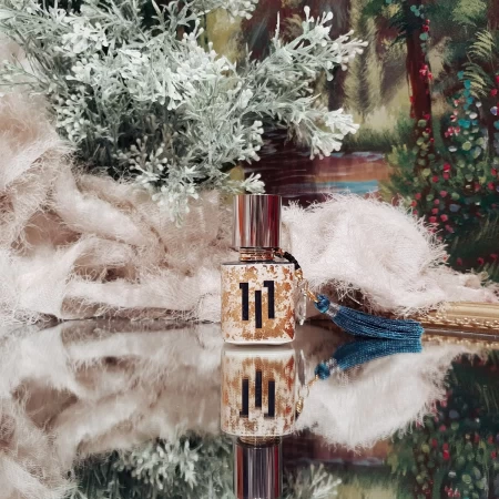 香水瓶照片  Chouette Vierge Parfumée