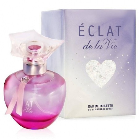 香水瓶照片  Christine Lavoisier Parfums