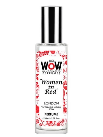 香水瓶照片 Croatian Perfume House Women in Red