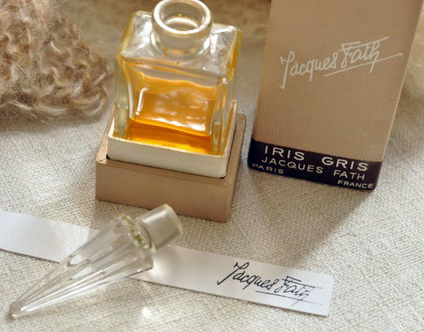 香水瓶照片  DSH Perfumes