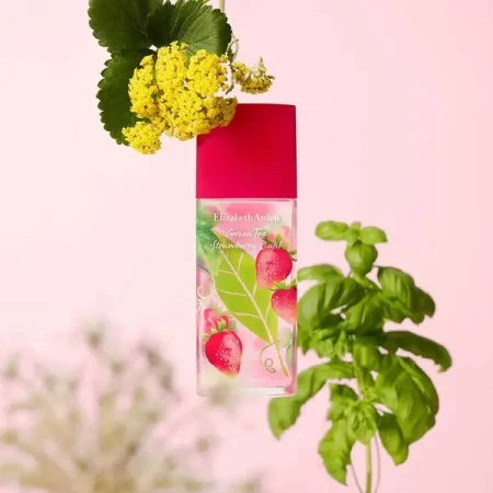 香水瓶照片  Elizabeth Arden
