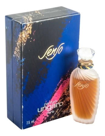 香水瓶照片  Emanuel Ungaro
