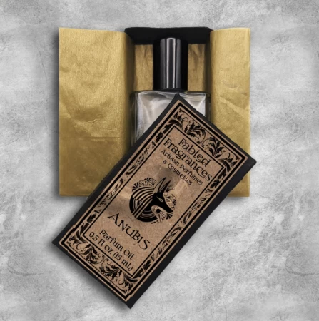香水瓶照片  Fabled Fragrances