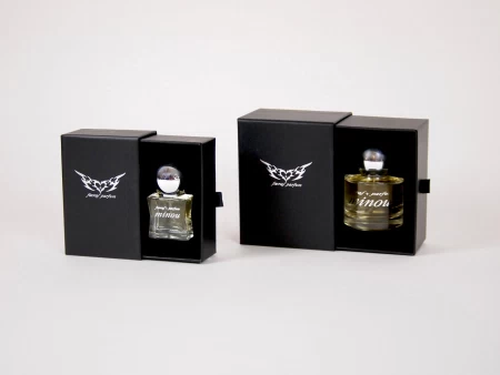 香水瓶照片  færal parfum
