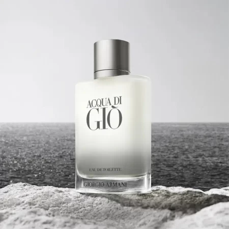 香水瓶照片  Giorgio Armani