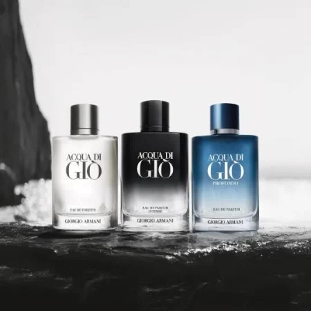 香水瓶照片  Giorgio Armani