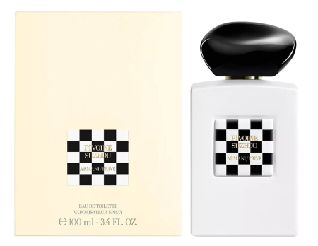 香水瓶照片  Giorgio Armani