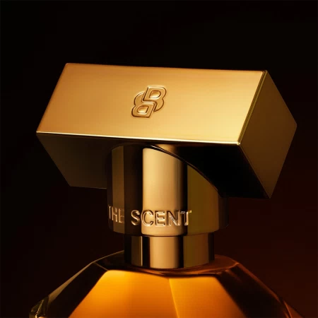 香水瓶照片  Hugo Boss