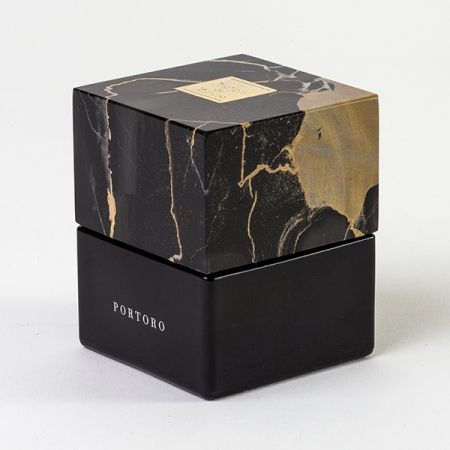 香水瓶照片  I Profumi Del Marmo