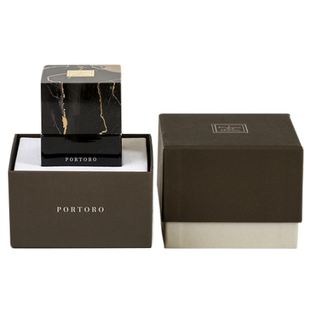 香水瓶照片  I Profumi Del Marmo