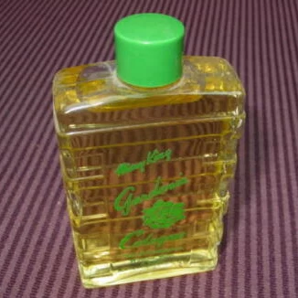 香水瓶照片  J. R. Watkins