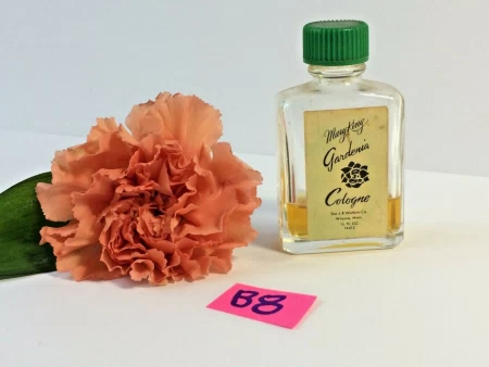 香水瓶照片  J. R. Watkins