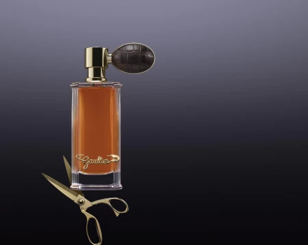 香水瓶照片  Jean Paul Gaultier