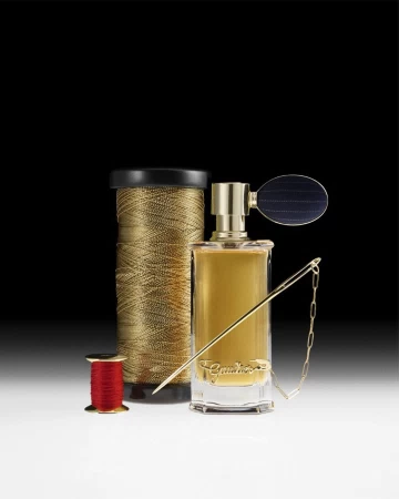 香水瓶照片  Jean Paul Gaultier