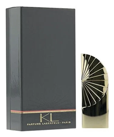 香水瓶照片  Karl Lagerfeld