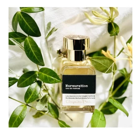 香水瓶照片  La Grange du Parfumeur