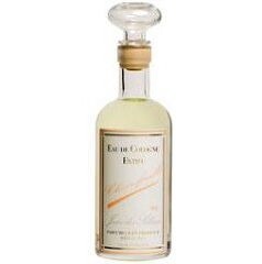 香水瓶照片  Laboratoires Cadentia