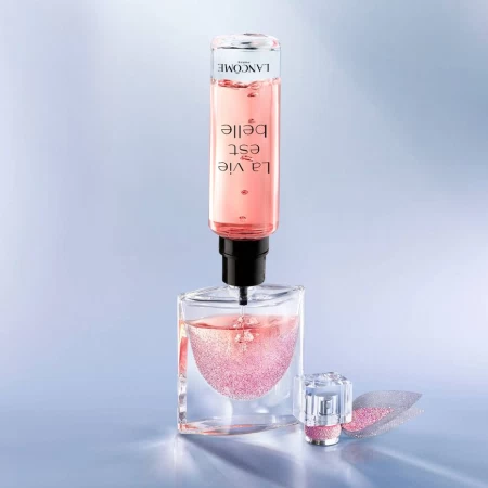 香水瓶照片  Lancôme