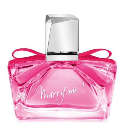 Marry Me! A La Folie