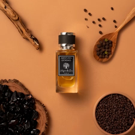 香水瓶照片  L'Empire des Sens