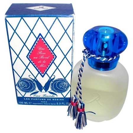 香水瓶照片  Les Parfums de Rosine