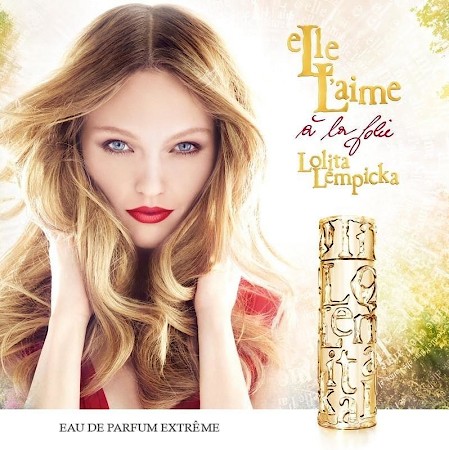 Elle L'Aime A La Folie