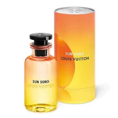 Bottle photo  Louis Vuitton