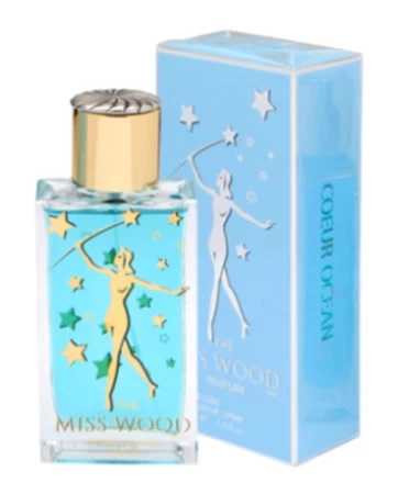 香水瓶照片  Mademoiselle Wood