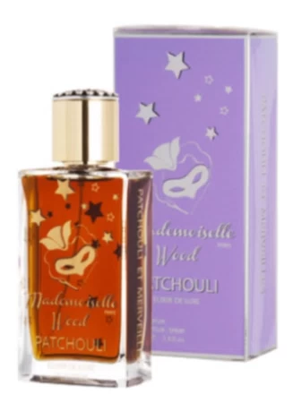 香水瓶照片  Mademoiselle Wood