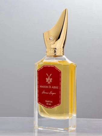 香水瓶照片  Maison D. Azeez