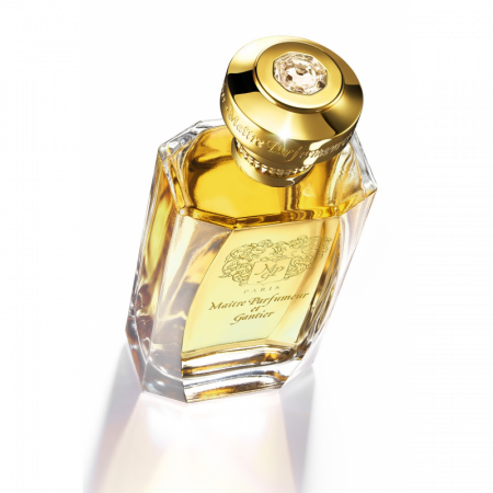 香水瓶照片  Maître Parfumeur et Gantier