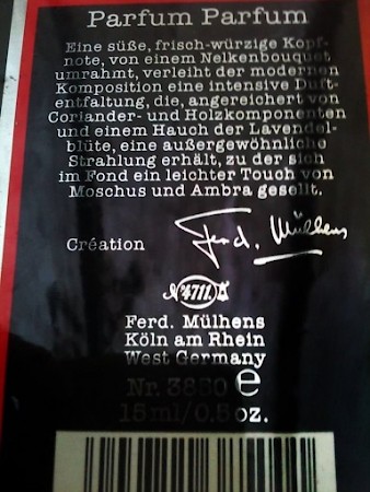 香水瓶照片  Maurer & Wirtz