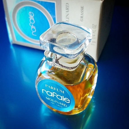 Bottle photo  Molinard