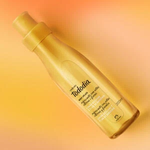 香水瓶照片  Natura