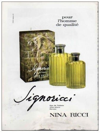 香水瓶照片  Nina Ricci