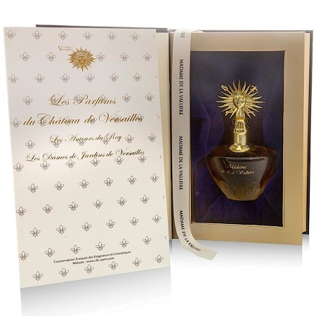 香水瓶照片  Parfums du Chateau de Versailles