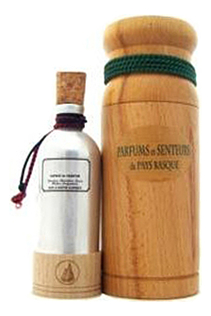 香水瓶照片  Parfums et Senteurs du Pays Basque